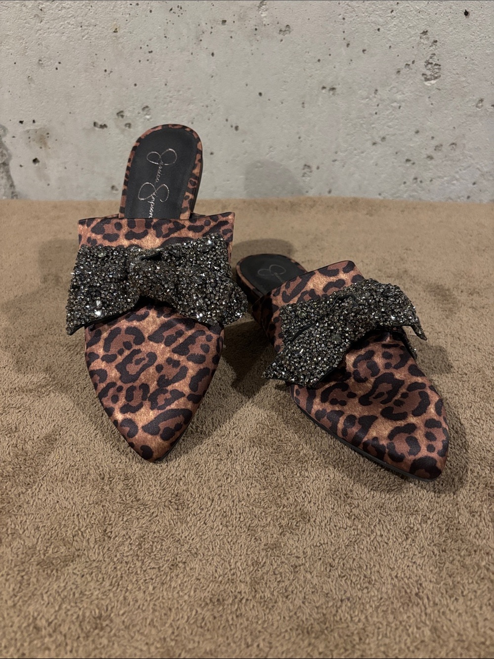 Jessica  Simpson Leopard Print Cesely Mules w/ Glitter Embellished Bow - SZ 10